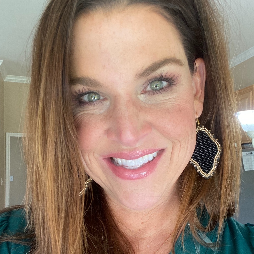 Meet your Posher, Posh